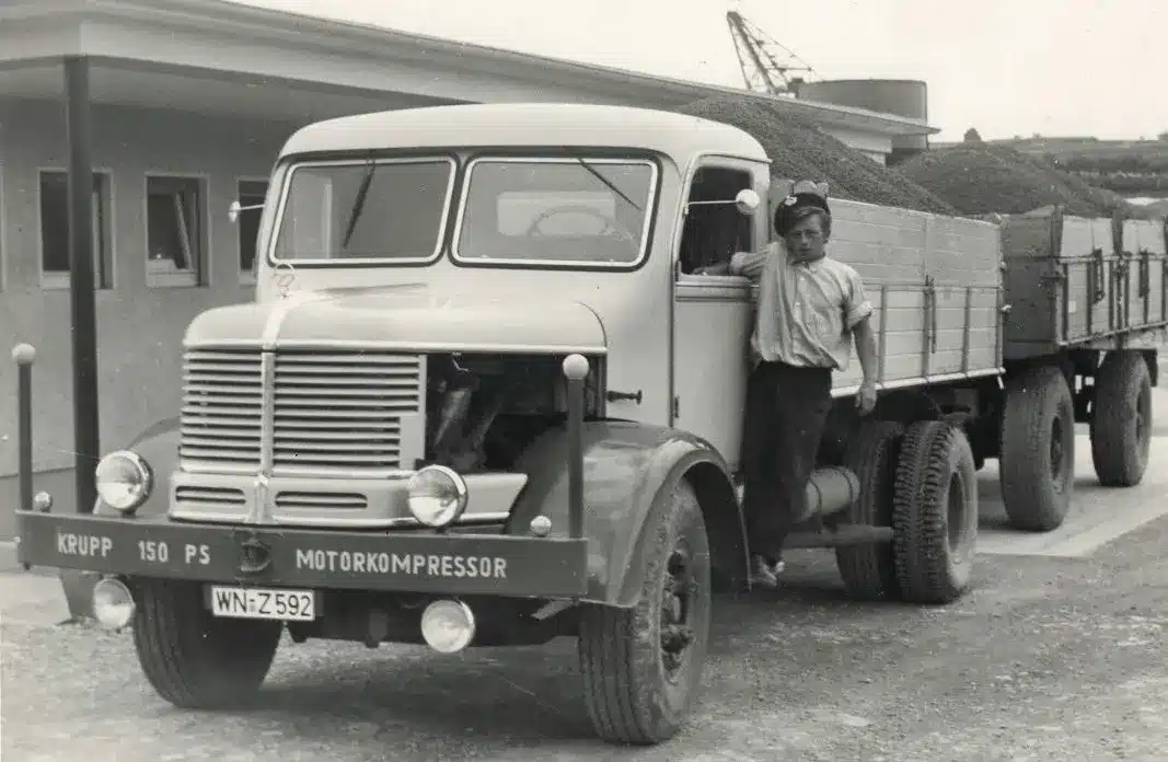 Über uns 5 K. Schmid Transportservice Geschichte Transportfahrzeug